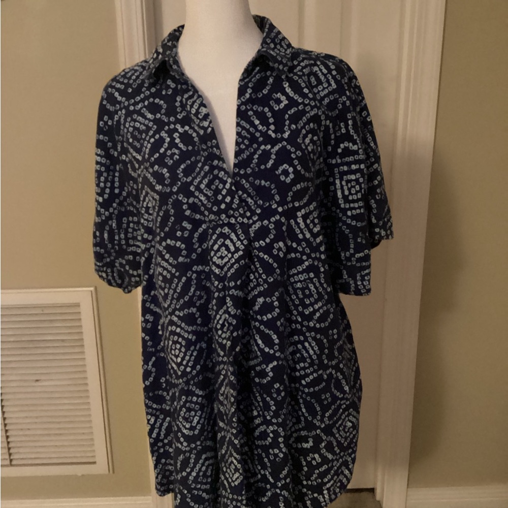 Lands' End Blue and White Geometric Button Down Shirt